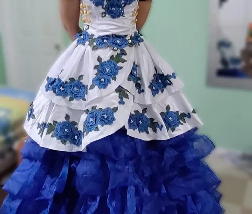 Vista 3 de Vingate Floral Flowers Emroidery Vestidos de quinceañera con volantes vestido de baile dulce 16 vestidos de fiesta de graduación
