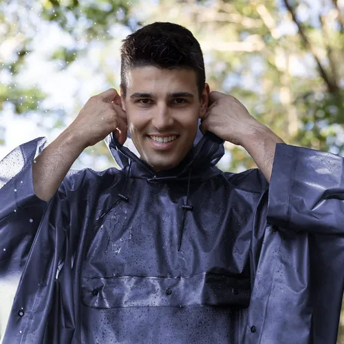 Vista 2 de Navaris Poncho de lluvia para adultos, reutilizable, portátil, impermeable, con capucha, tamaño unisex para hombres o mujeres, talla única