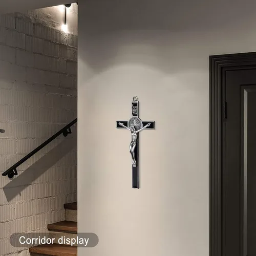 Vista 7 de Wellcho Crucifijo de pared esmaltado negro - Arte de pared de metal de San Benito, cruz de 7 pulgadas para dar bendición y lo sagrado espiritual
