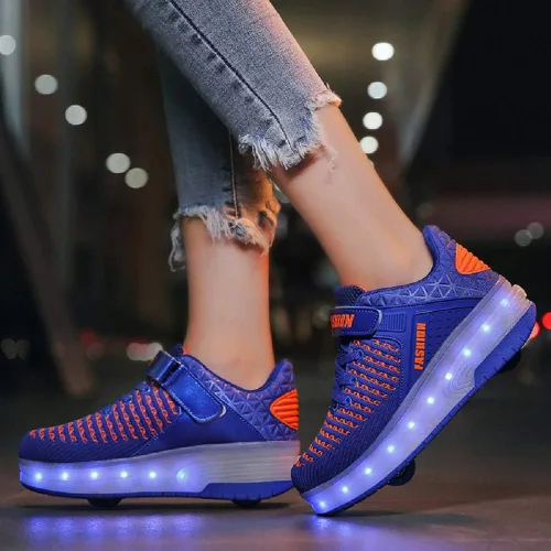 Vista 3 de Ehauuo Kids Two Wheels Shoes with Lights Rechargeable Roller Skates Shoes Retractable LED Flashing Sneakers Wheels Shoes for Unisex Girls Boys