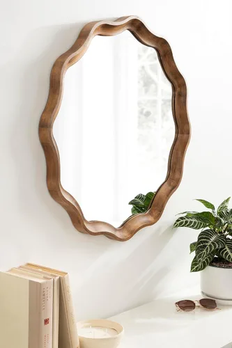 Vista 4 de Kate and Laurel Hatherleigh Espejo redondo de pared de madera de transición, 28 pulgadas de diámetro, marrón rústico, espejo circular de madera