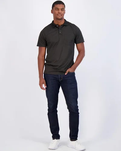 Vista 5 de Real Essentials Paquete de 3 Polo de manga corta para hombre con cuello seco y bolsillo - Activo Casual (disponible para tallas grandes y altas)