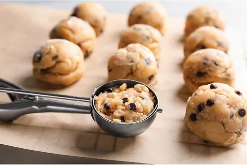 Vista 4 de Mrs. Anderson's Baking Cuchara de helado de galletas No.40, acero inoxidable 18/8