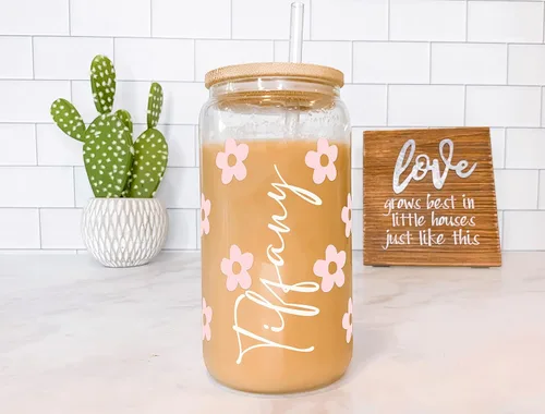 Vista 4 de Taza de cristal personalizada de margarita, vaso de cerveza con tapa y pajita, vaso de lata floral, vaso de vidrio de 16 onzas, vaso personalizado