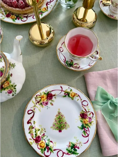Vista 4 de Juego de taza y platillo de té, diseño de rosas del campo, Juego de 5 cubiertos de mesa
