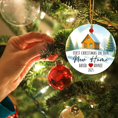 Vista 3 de Primera Navidad en nuestro nuevo hogar 2025, regalo de boda para recién casados, decoración de árbol de Navidad, nuevo propietario de casa, adorno