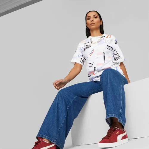 Vista 5 de PUMA Camiseta estampada clásica para mujer, blanco-AOP, Blanco-aop