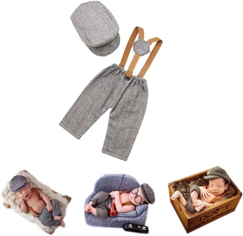 Vista 5 de Accesorios para fotografías de bebé recién nacido o de meses, con gorra a rayas y mameluco