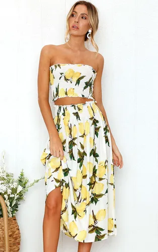 Vista 2 de Angashion - Traje de 2 piezas con camiseta corta y falda larga, diseño floral