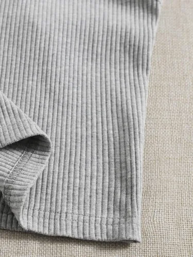 Vista 5 de SheIn Camiseta sin mangas con cuello de tortuga para mujer, 3 piezas, sin mangas, de punto acanalado