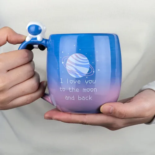 Vista 3 de Taza Lavezee I Love You to the Moon and Back de cerámica con asa, taza grande de café y té de 16 onzas Tazas de regalo
