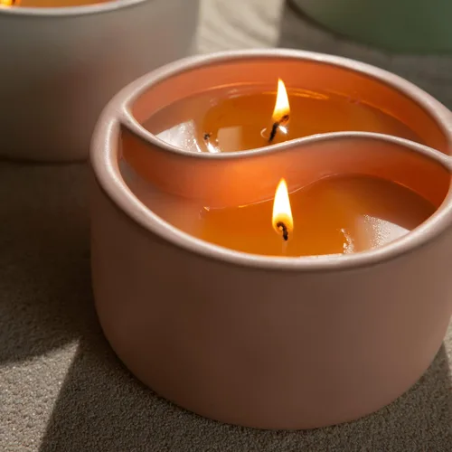 Vista 2 de Paddywax Velas de cerámica Yin Yang rosa polvoriento, 11 onzas