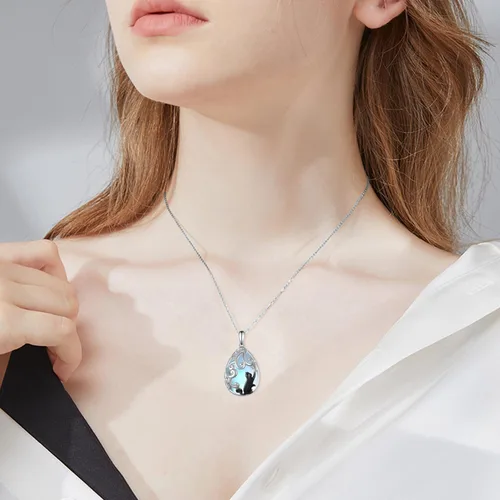 Vista 5 de Feijiesi Animal Necklace Sterling Silver SnakeDeerBatHighland CowPandaKoalaCat Pendant Necklace Animal Jewelry Gifts for Women Girls