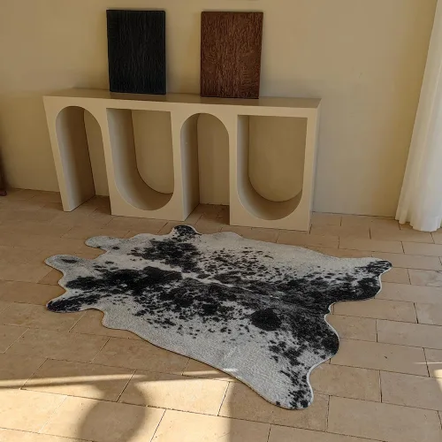 Vista 3 de rugoo Alfombra de piel sintética de vaca blanca y negra, 4.7 x 5.9 pies, alfombra de piel sintética de animal para sala de estar, dormitorio