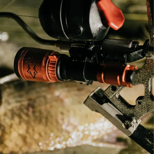 Vista 6 de FOXPRO BowFire - Luz LED de arco para pesca con arco con 3 ajustes de luz, blanco frío, blanco medio y cálido