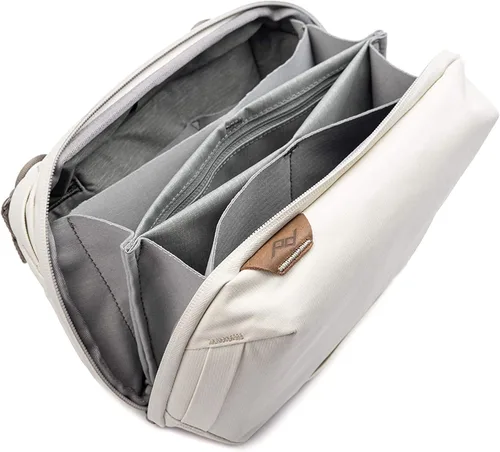 Vista 4 de Peak Design Tech Pouch (hueso) - El original