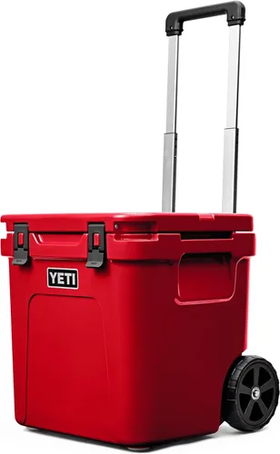Vista 12 de YETI Roadie 48 - Hielera con ruedas y mango retráctil de periscopio