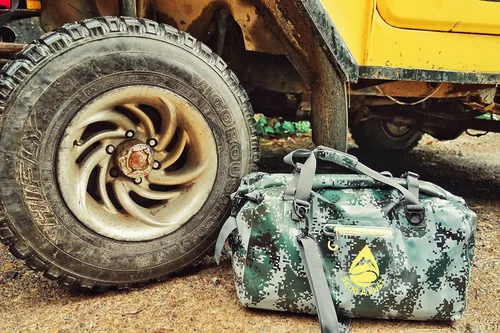 Vista 5 de Skog Å Kust DuffelSåk Bolsas de lona impermeables 90L DigiCamo