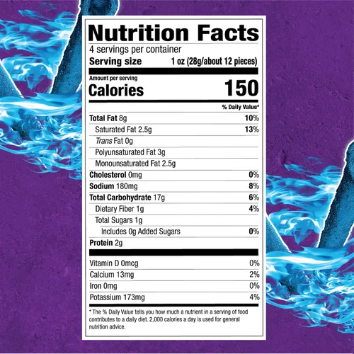 Vista 2 de Takis Blue Heat Rolled Tortilla Chips, chile picante aromatizado artificialmente, bolsa de 4 onzas