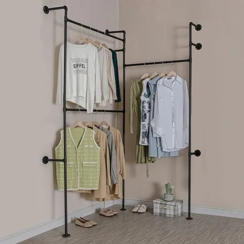 Vista 2 de Perchero industrial montado en la pared para ropa de tubería vintage con ruedas en la pared, marco de ropa de metal dorado rústico resistente