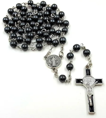 Vista 2 de TALISMAN4U Collar de rosario católico con cuentas de hematita negra medalla de San Benito y crucifijo de cruz en caja de regalo