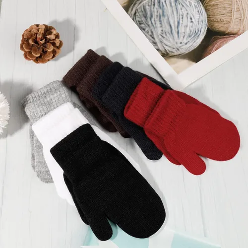 Vista 4 de ONESING 5 pares de mitones negros para bebés, guantes cálidos para recién nacidos, guantes de invierno para bebés y niñas