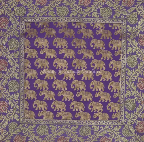 Vista 4 de Funda de almohada de seda de brocado para sofá indio de 16 x 16 pulgadas, diseño único de jacquard morado dorado para decoración del hogar