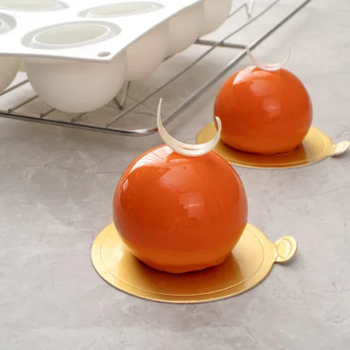 Vista 9 de Restaurantware -Molde de bola de 8 cavidades de pastelería, 1 molde de chocolate listo para horno - Molde de silicona blanca flexible, congelable