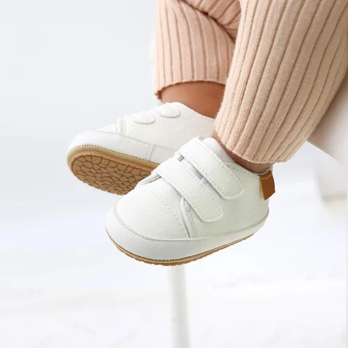 Vista 2 de Zapatos de bebé para niños y niñas, tenis de suela antideslizante, zapatos planos para primeros pasos, zapatos planos y perezosos