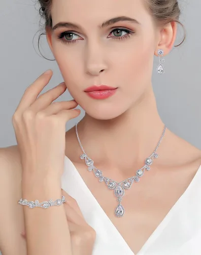 Vista 7 de EVER FAITH Juego de collar y aretes de lágrima con circonita cúbica para mujer, color plateado, Zirconia cúbica, Circonita cúbica