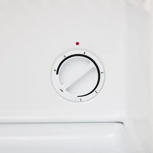 Vista 5 de Whynter Congelador Vertical Pequeño Mini Con Cerradura para Dormitorios, Residencias Universitarias, Garajes, Oficinas CUF-110B, Negro Energy Star