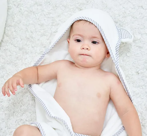 Vista 3 de HIPHOP PANDA Juego de toallas y paños con capucha para bebé, toalla absorbente ultra suave de 2 capas, toalla de baño para recién nacidos, toallitas