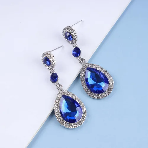Vista 4 de Aretes de gota de cristal de zafiro vintage, aretes de zafiro en gota de agua, aretes de plata con diamantes de imitación azules, aretes de novia
