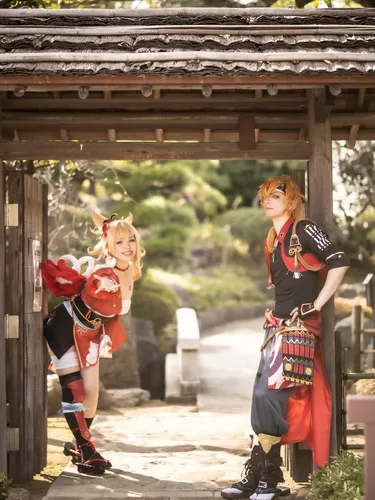 Vista 4 de NSPSTT Genshin Impact Cosplay - Disfraz de todos los personajes, juego completo, disfraz de Halloween para mujeres y hombres