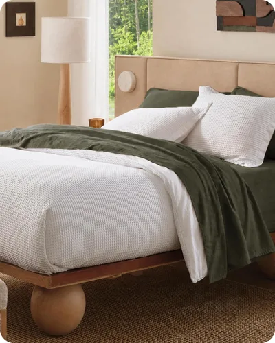 Vista 7 de Bedsure Funda de edredón de 100% algodón tamaño individual, tejido gofre, color blanco coco, GentleSoft y transpirable, juego de cama para regalo, 2