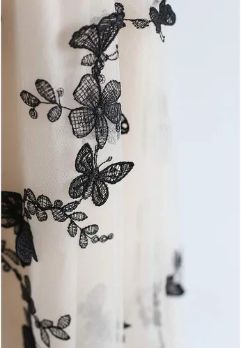 Vista 4 de CHICWISH Falda midi de malla de doble capa de mariposa 3D para mujer