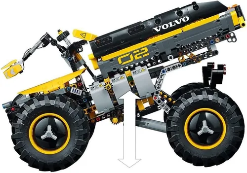 Vista 2 de LEGO Technic Volvo Concept Cargador de ruedas ZEUX 42081 Kit de construcción (1167 piezas)