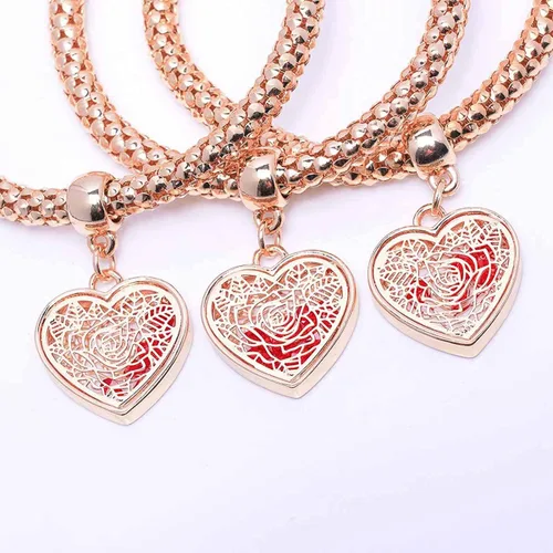 Vista 4 de SILANER Pulseras multicapa con dijes de cristal, 3 pulseras de cadena de maíz de oroplataoro rosa para mujer, pulsera elástica en forma de corazón