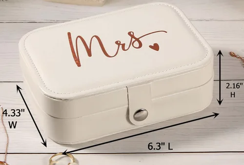 Vista 6 de FYSIA Mrs Travel Joyero de regalo, organizador de almacenamiento de abalorios de terciopelo de felpa, regalo de señorita a señora, regalo de boda