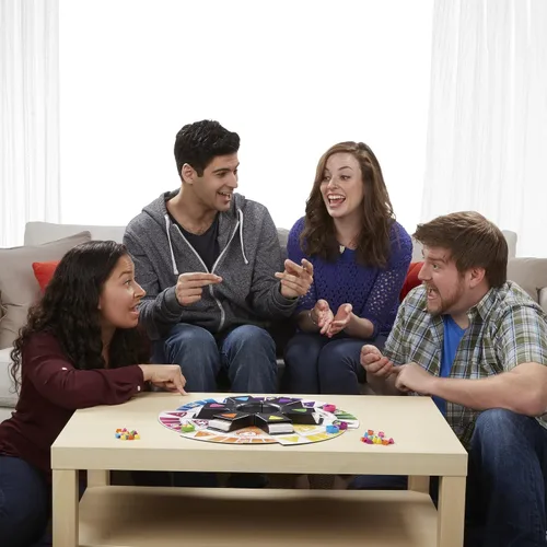 Vista 8 de Juego: 2000s edición de Trivial Pursuit