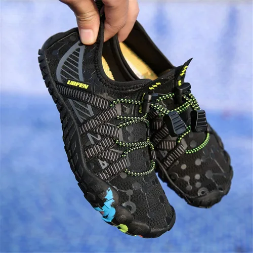 Vista 4 de UBFEN - Zapatos para el agua para niños y niñas, acuáticos y livianos, de secado rápido para ir a la playa, practicar deportes y natación, es como