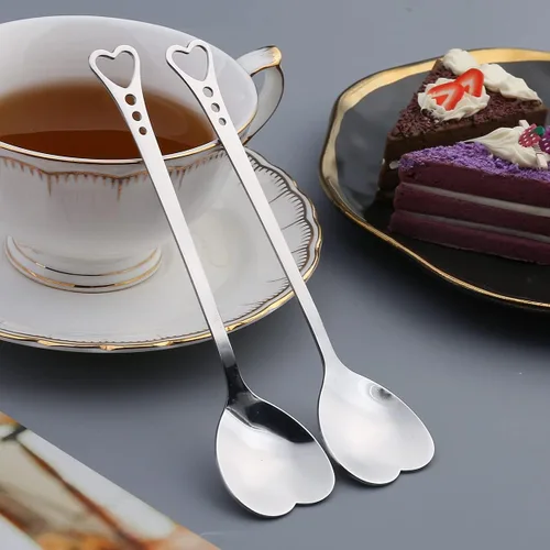Vista 3 de Juego de 10 cucharas de postre de acero inoxidable en forma de corazón para el hogar, restaurante, cafetería y bar, diseño elegante, uso