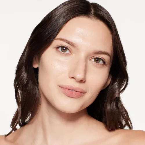 Vista 4 de Shiseido RevitalEssence Skin Glow Foundation SPF 30 - Buildable, Medium Coverage - 24-HR Hydration & 12-HR Wear - Transfer, Crease & Fade Resistant