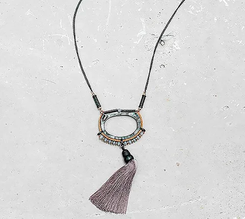 Vista 2 de Collar largo de longitud media para mujer, collar largo de amazonita, collar largo de borla de metal con borla de metal