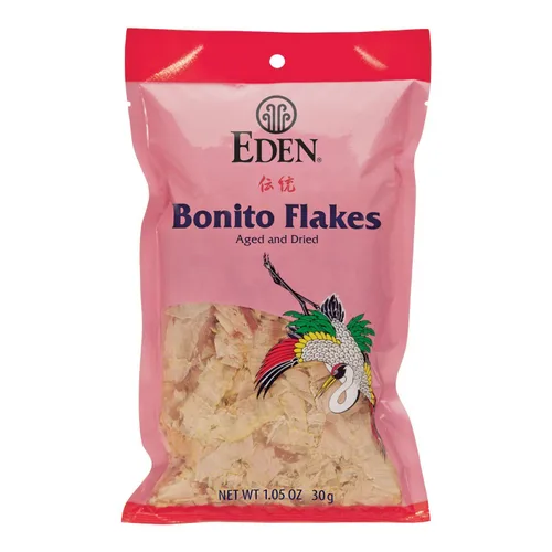 Vista 8 de Eden Copos de Bonito Japonés, Atún Listado Rallado, Katsuobushi 鰹節, Tradicionalmente Envejecido y Secado, Ahumado con Madera Dura, Para Hacer Dashi