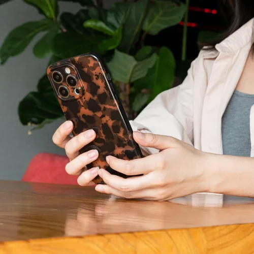Vista 4 de Funda para iPhone 14 Pro Max, Funda ligera de caparazón de tortuga de TPU para mujeres, soporte de teléfono protector a prueba de golpes y caídas