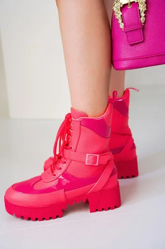 Vista 9 de Cape Robbin Botas de combate gruesas Hot Rod para mujer, botines altos con cordones, botas de tacón grueso