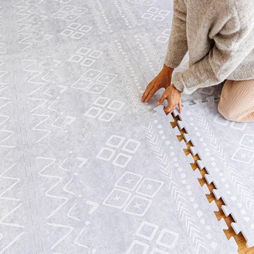 Vista 14 de Alfombra de juego Lillefolk para bebés para el piso – 4x6 pies Beige Azulejos suaves de espuma EVA no tóxicos premium para tiempo de barriga