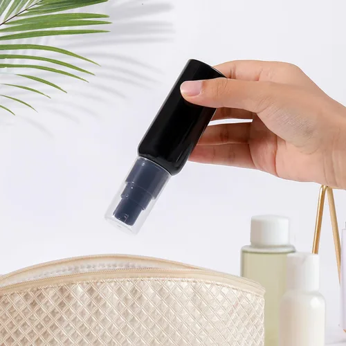 Vista 6 de Juego de botellas con bomba de viaje, paquete de 10 dispensadores de bomba de plástico transparente vacíos de 2 onzas (2.0 fl oz) con tapa negra