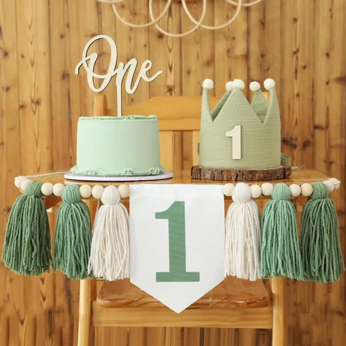 Vista 11 de Cartel para decoración de primer cumpleaños con texto en inglés Verde Azul Amarillo